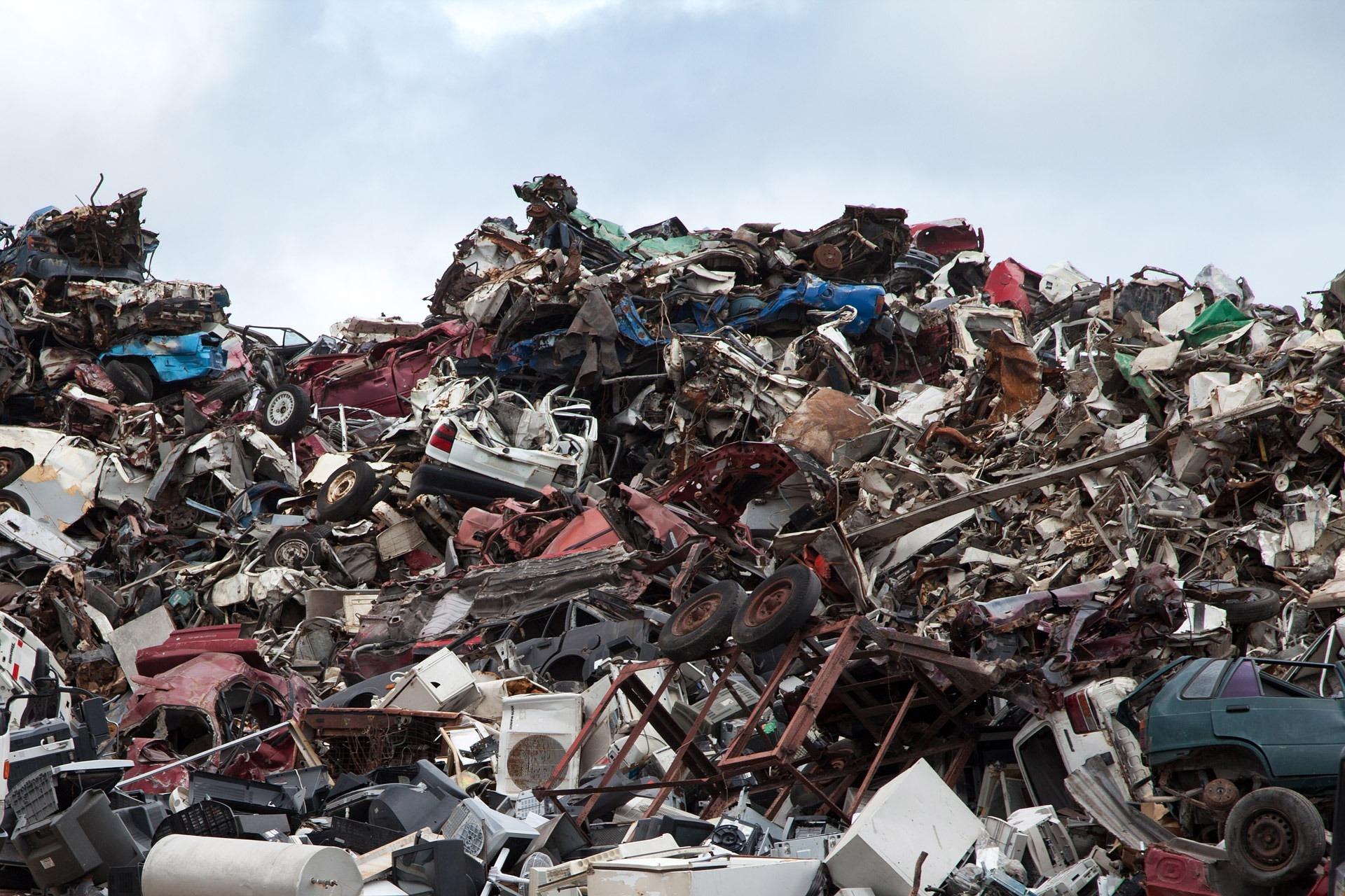 publicdomainpictures-scrapyard-70908_1920